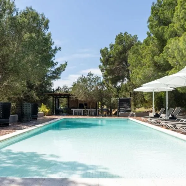 Magnificent Villa Marama In The Midst Of Ibiza’s Countryside, hotel v mestu Sant Jordi