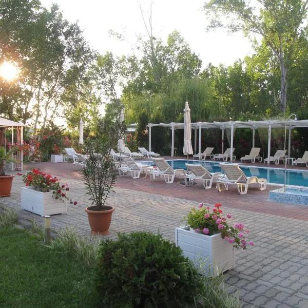 Apartments and studios in Cote d’Azure, hotel in Sunny Beach