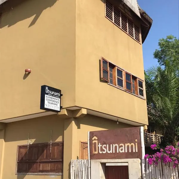 Hotel Otsunami, hotell i Baguida