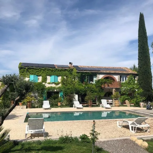 Mas de la Croix, hotel v destinaci Saint-Christol-lès-Alès