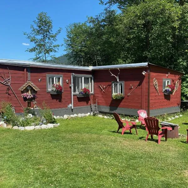 The Rustic Cabin, hôtel à Stewart