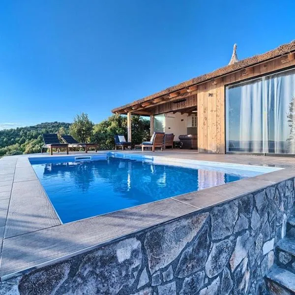 Golden Haven Luxe Bungalow Resort, Hotel in Murter