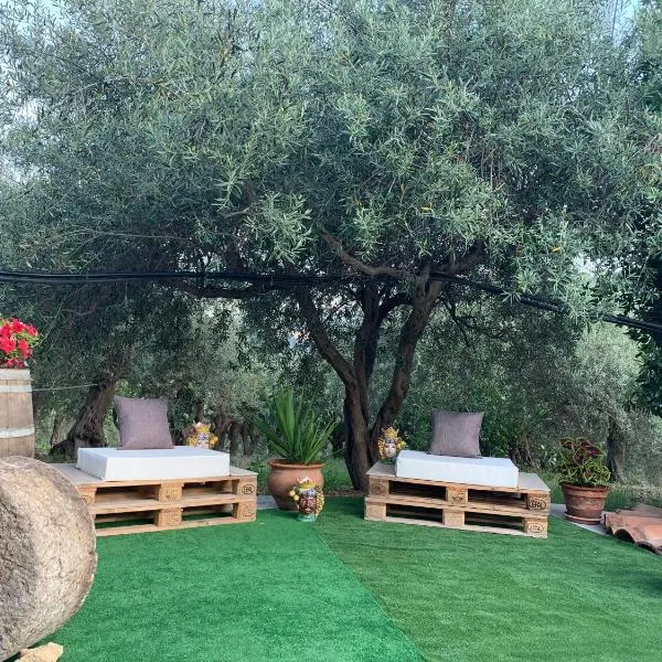 Casa Vacanze Magistro, hotel v destinaci Patti