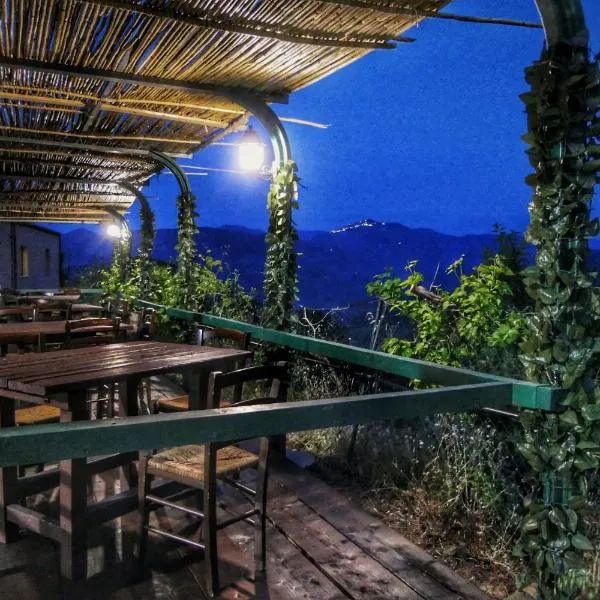 Villaggio dei Balocchi – hotel w mieście Castelbuono