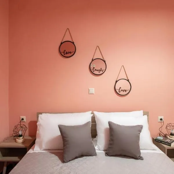 Square Apartment, Hotel in Kambanós