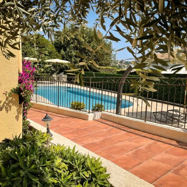 Hotel Marc-Hely, hótel í La Colle-sur-Loup
