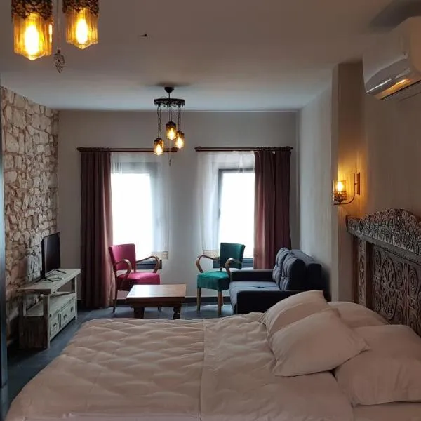 CHAKRA SUITES URLA, hotel in Çamlı