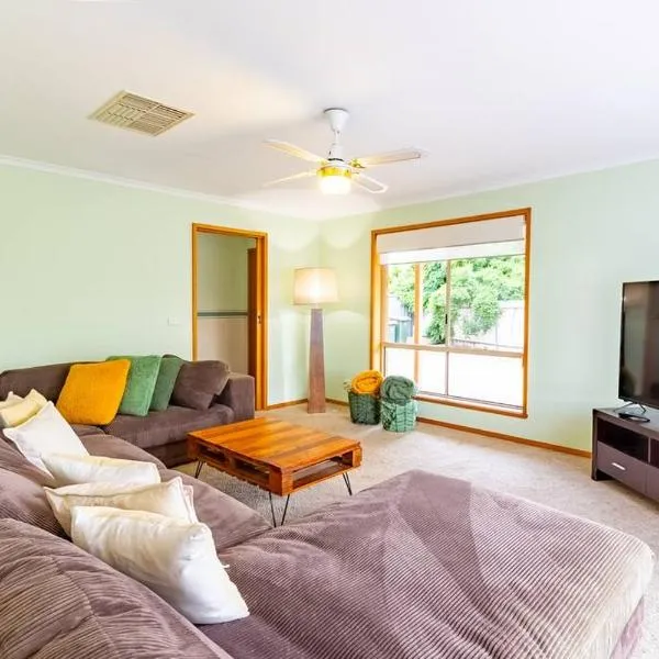 The Clydesdale - Spacious 4 bedroom Home, hotel in Echuca