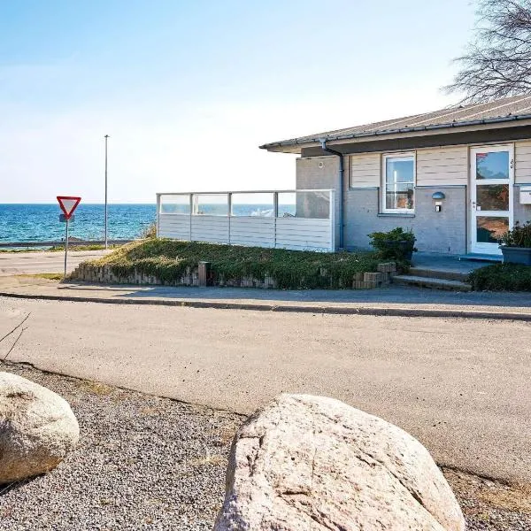 4 person holiday home in Allinge-By Traum, hotell sihtkohas Allinge