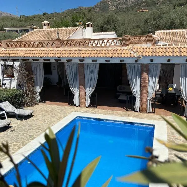 Villa Zahar, hotel v destinaci Periana