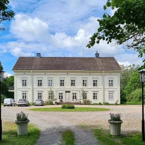 Risberg Herrgård, hotel in Uddeholm