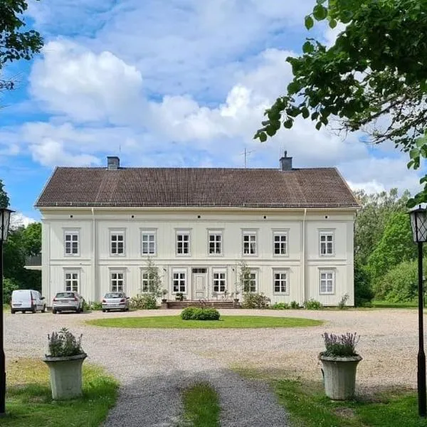 Risberg Herrgård, hotel in Lakene