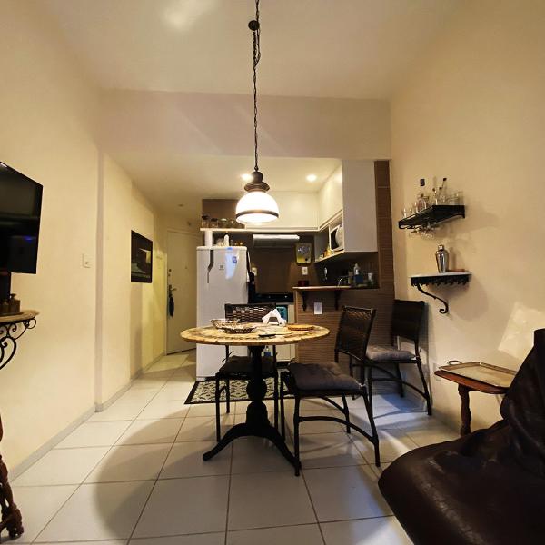 Lovely Studio Apartment in the Best part of Leme a few Steps from the Beach