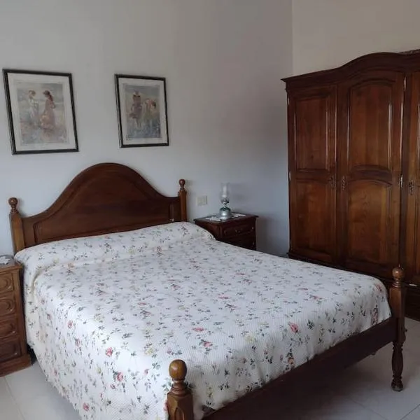 Apartamento de 3 Habitaciones y un baño SIN cocina en San Vicente de O Grove, hotel v destinaci San Vicente de O Grove