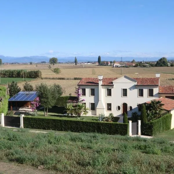 B&B "Corte San Tomaso", hotel v destinaci Legnago