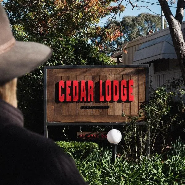 Cedar Lodge, hotell i Braidwood