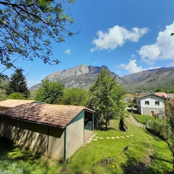 Gites du Quié, hotel v destinaci Les Cabannes