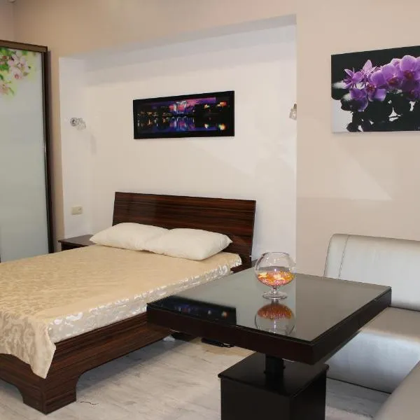 Elite Odessa Apartments: Khlibodarske şehrinde bir otel