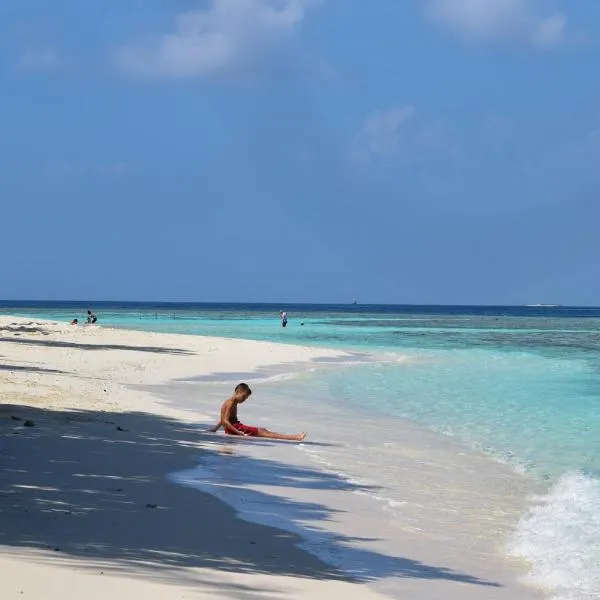 Island Grand Maldives, hotel v destinaci Hangnaameedhoo