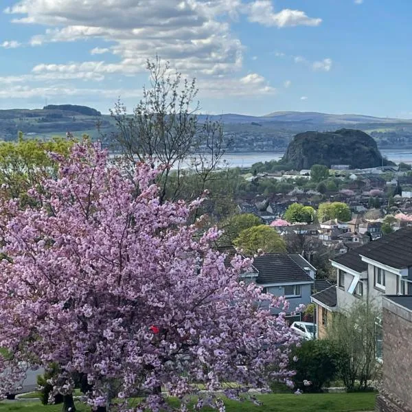 Dumbarton With A View, hotel in Dumbarton