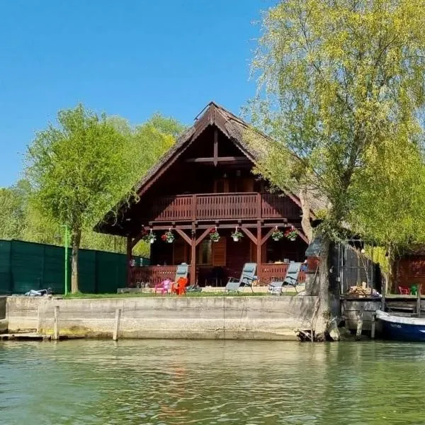Casa Agapie, hotel v destinaci Uzlina