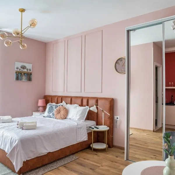 Center De Lux Studios “ Zara “, hotel in Split