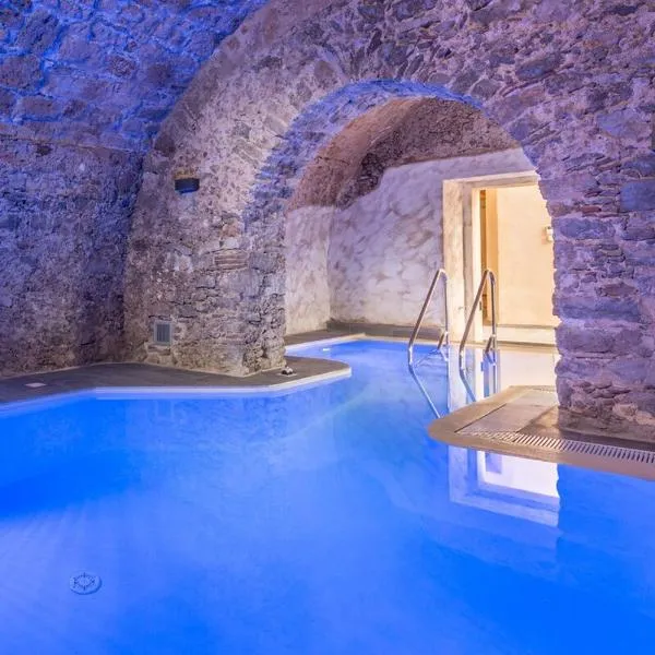 Palazzo Cestari Hotel – hotel w mieście Montesano sulla Marcellana