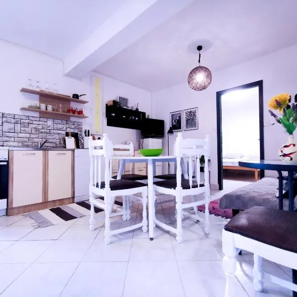 GET IN Apartments、ペロイのホテル