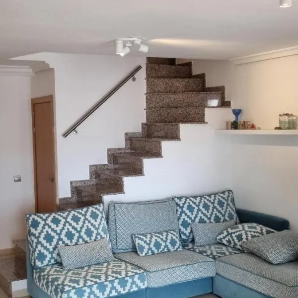 duplex appartement met zwembad, L'ampolla,, hotel a l'Ampolla