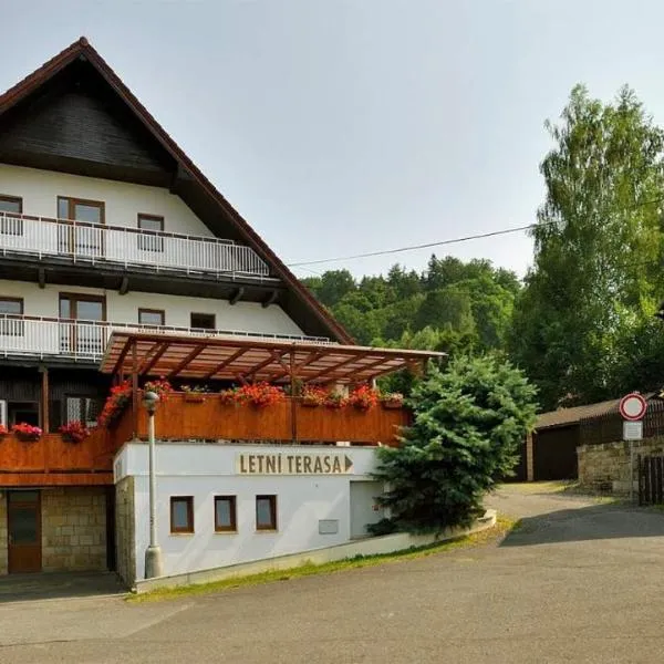 Penzion Kamzík, hotell i Česká Kamenice