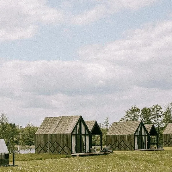 Pazust Latgalē Country Houses, hotel a Luņi