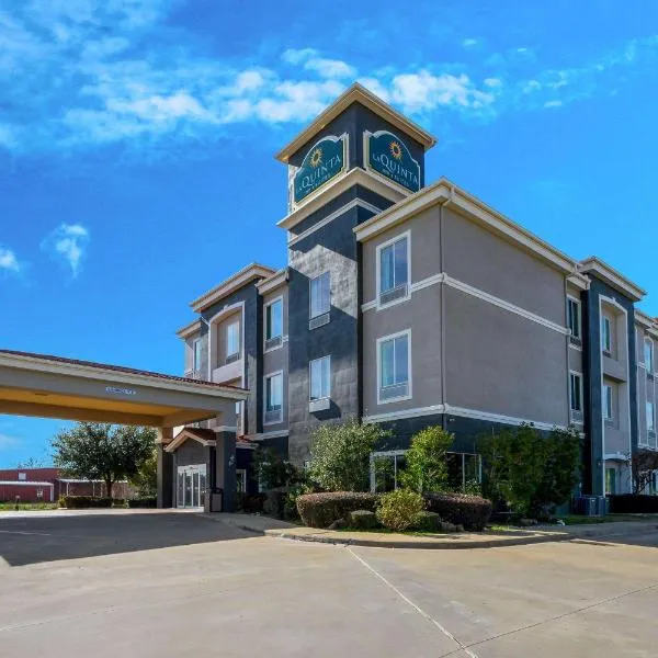 La Quinta by Wyndham Marshall, hotel v destinaci Marshall