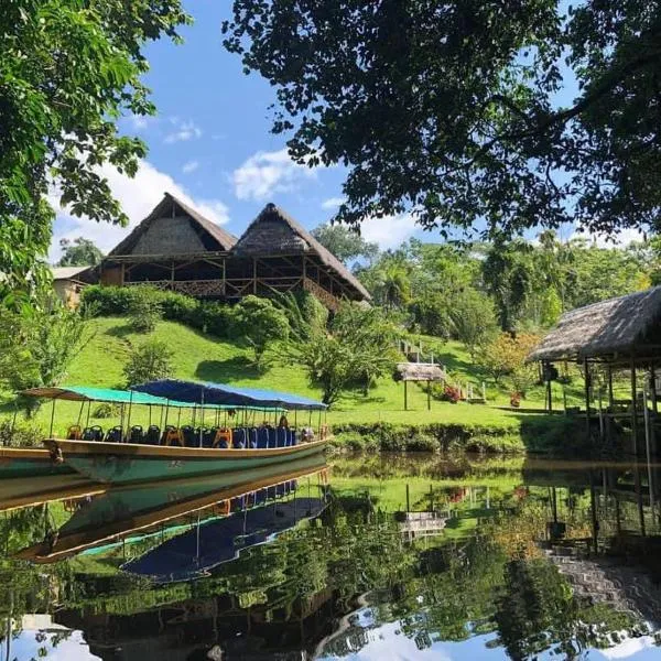 Yarina Eco Lodge、プエルト・フランシスコ・デ・オレリャーナのホテル