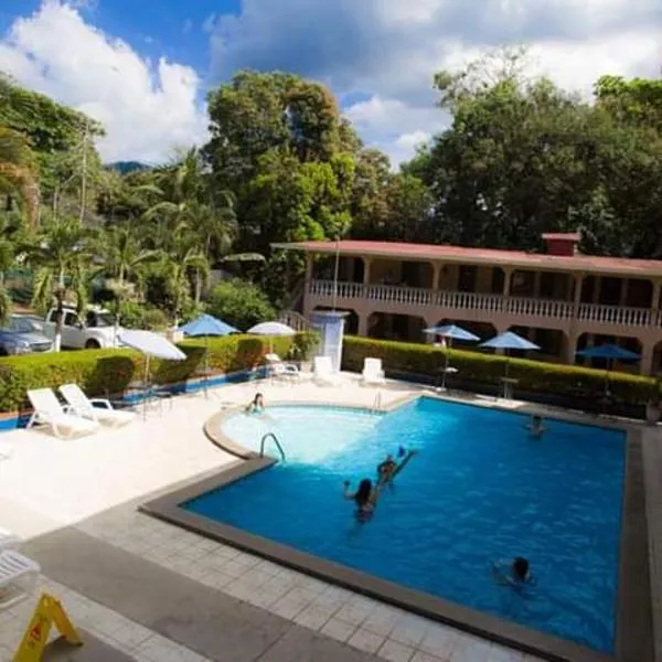 House of the Macaws, hotel in Tárcoles