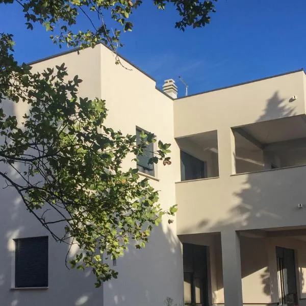 M Plus Residence, hotel v destinácii Pinezici