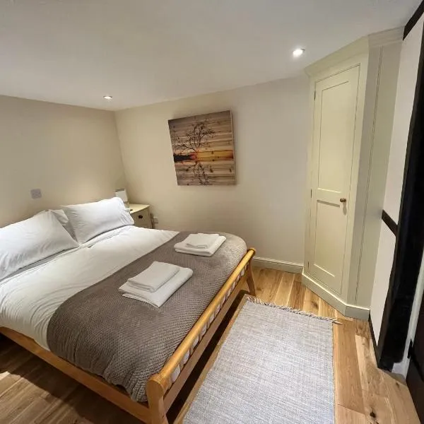 Swan House Tea Room and Bed & Breakfast, hotel v destinaci Lydney