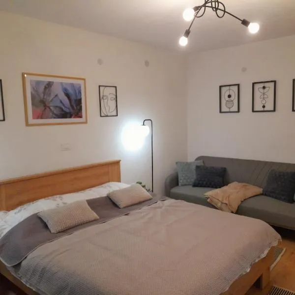 Apartman Sunny Lika, хотел в Госпич