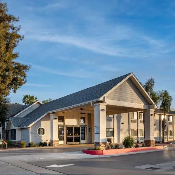 Best Western Town & Country Lodge, hotell i Tulare