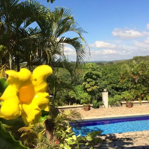 3 Architectural Homes, Wi-fi and Pool, hotel in San Jerónimo