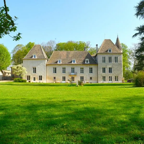 Château de Pymont, hotel in Saint-Ambreuil