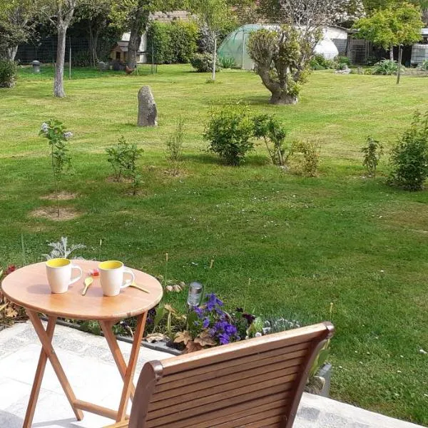 LA CHOUETTE, מלון בNeuville-Bosc