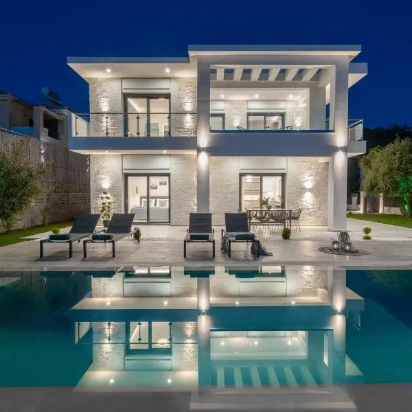 Solis Ortus Villa!, hotel in Zakynthos Town