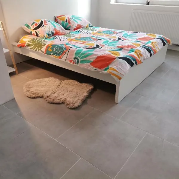 Le caillou Blanc, hotel v destinaci Charleroi