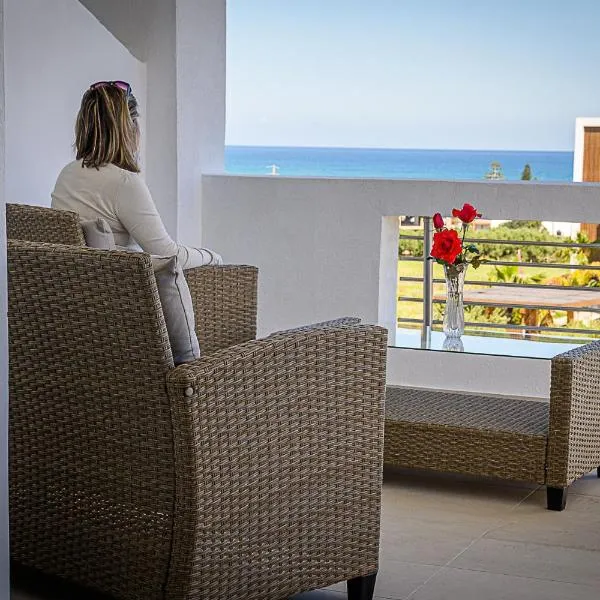 SunSea Studios close to the beach, hotel v destinácii Kato Gouves