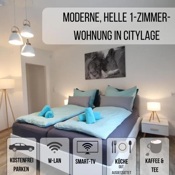 Moderne, helle 1 Zimmer-Wohnung in Citylage: Bad Urach şehrinde bir otel