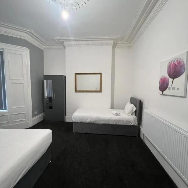 4 BR, Large & Modern Private House Central Location, hotel v destinaci Newcastle upon Tyne