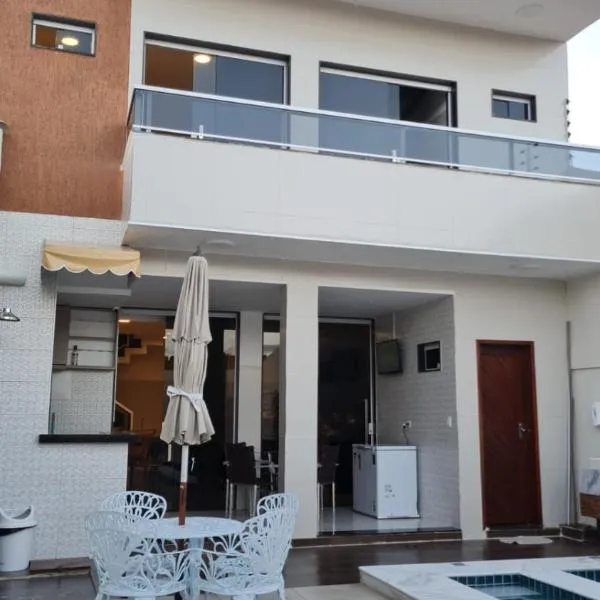 Casa aconchegante com piscina, hotel in Chã Grande