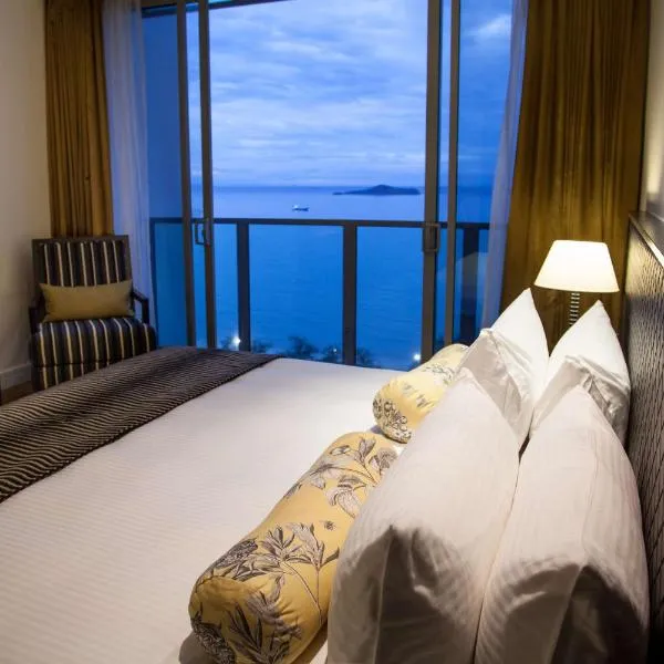 Grand Papua Hotel, a member of Radisson Individuals, hotel in Port Moresby