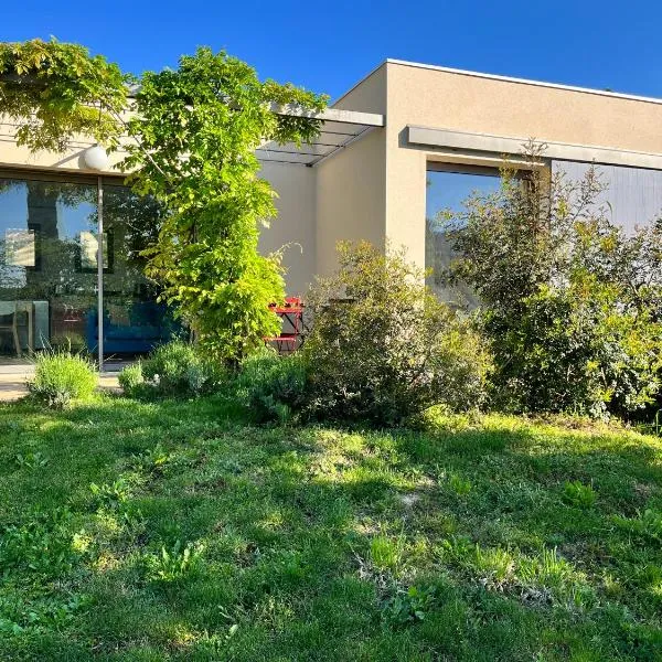Le Cube des Garrigues, hotel di Vallérargues