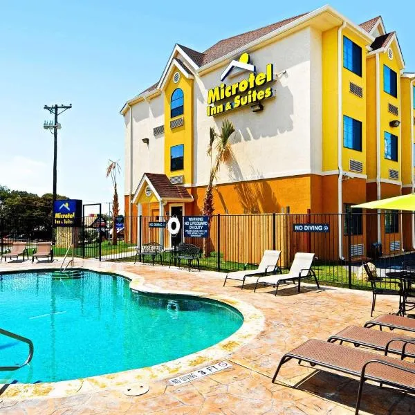 Microtel Inn & Suites by Wyndham New Braunfels I-35, hotel in New Braunfels